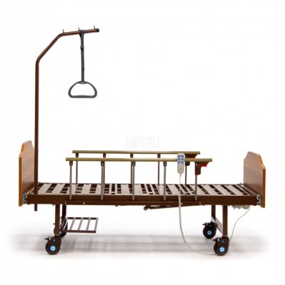 Медицинская кровать MET DELTA-7 WOOD
