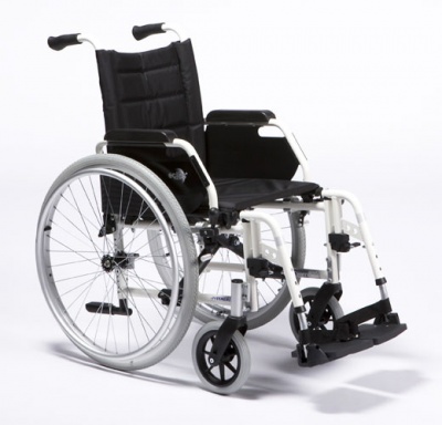 Инвалидное кресло-коляска Vermeiren Eclips +